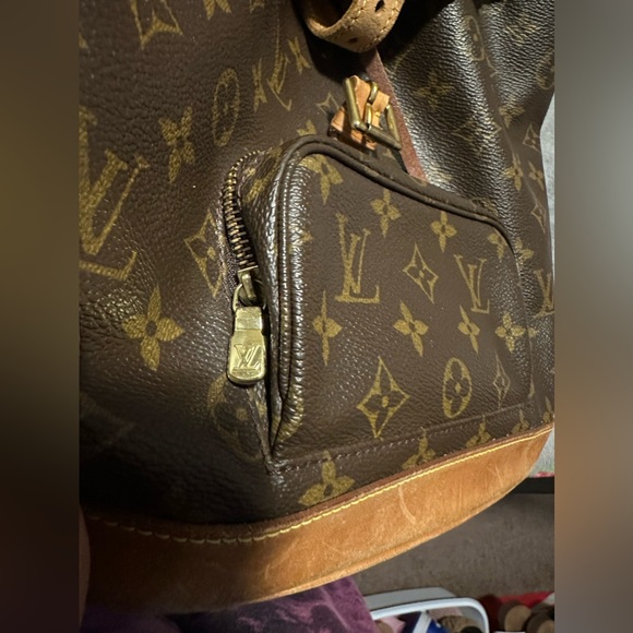 Louis Vuitton Monogram Montsouris MM Backpack - Picture 2 of 9